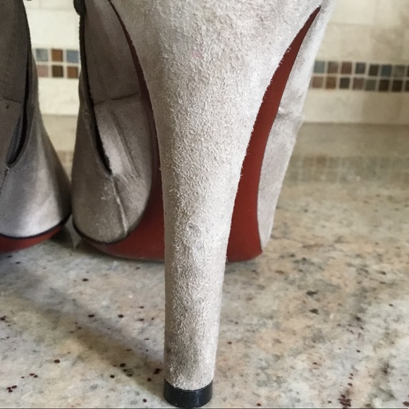 Gucci Taupe Suede Tassel Heeled Booties AS IS - Picture 15 of 16